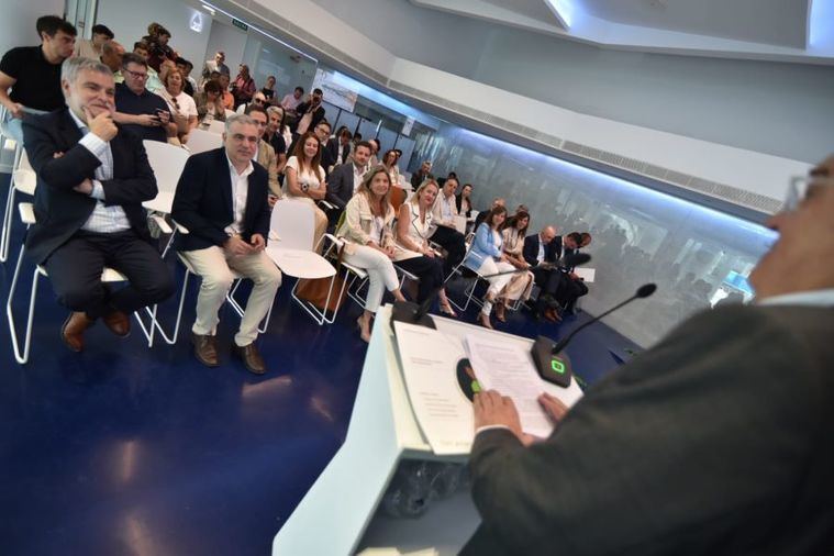 Rodríguez de Vera felicita a Campollano por “abanderar la innovación y la sostenibilidad de las zonas industriales desde Zincaman”