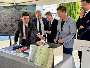 Francisco Navarro reafirma al apoyo del Ayuntamiento al Parque Científico y Tecnológico como “un elemento de desarrollo que además potenciará la tradición aeronáutica de Albacete”