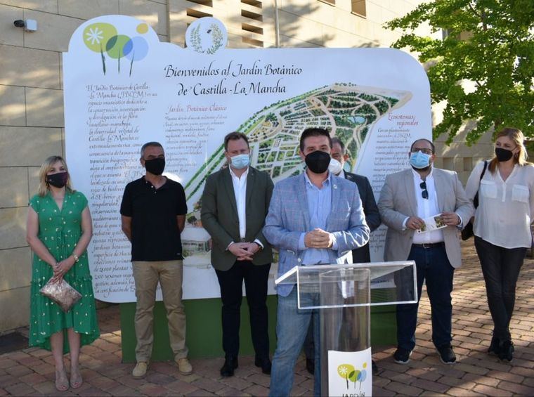 Cabañero subraya que la ‘re-presentación’ del Jardín Botánico de Castilla-La Mancha es una gran oportunidad para que la ciudadanía redescubra “esta joya de incalculable valor medioambiental”