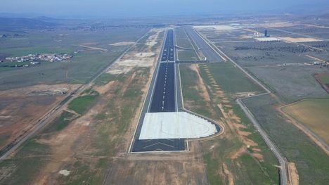 Castilla-La Mancha desvela que hay contactos con Fomento para plantear que vuelos comerciales vuelvan al aeropuerto de Ciudad Real