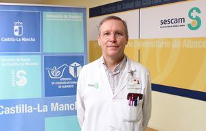 El doctor del Hospital de Albacete, Pablo León Atance, nombrado presidente de la Sociedad Española de Cirugía Torácica