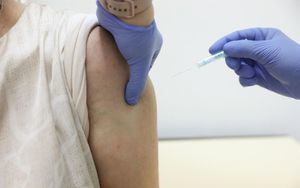 Coronavirus.- Sanidad y las comunidades autónomas acuerdan administrar la vacuna de Janssen en personas de 40 a 49 años