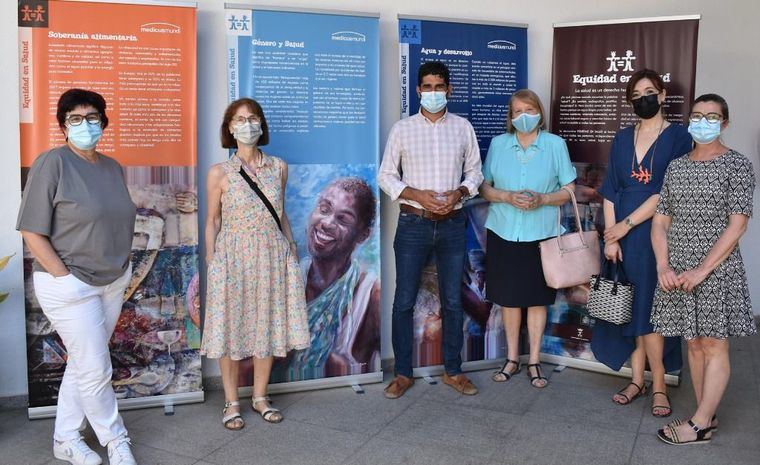 La exposición 'Equidad en salud', de Medicus Mundi, aterriza en la Posada del Rosario de Albacete