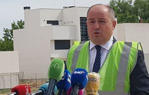 El alcalde destaca que el inicio de la construcción del colegio del barrio Universidad demuestra el “compromiso” de la Junta con la ciudad de Albacete