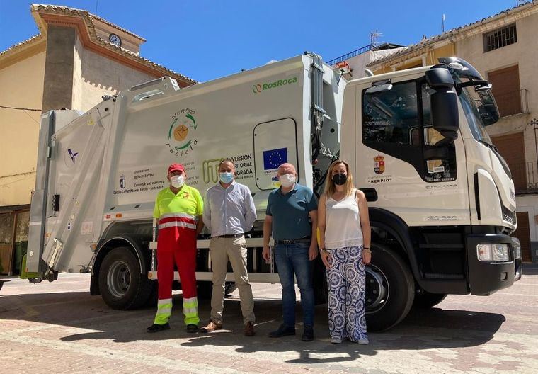 Nerpio (Albacete) cuenta con un autocompactador que complementa el servicio de gestión de residuos