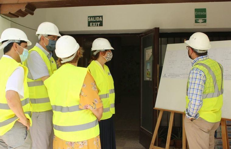 Foto: La consejera de Igualdad y portavoz del Gobierno regional realiza una visita institucional a Almagro