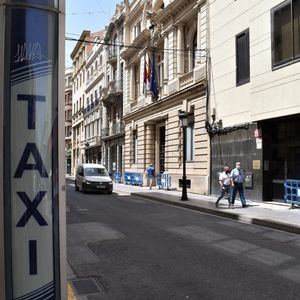 El Ayuntamiento de Albacete autoriza dos nuevas paradas de taxis en el centro, en sustitución de la de Marqués de Molins