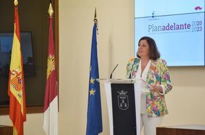 Paro.- Franco califica de "histórica" la caída en agosto en Castilla-La Mancha y recuerda que no hay datos así desde 2009