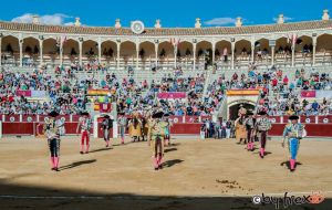 Manzanares se marchó a pie tras ganar su salida por la “Puerta Grande” de la Plaza de Albacete