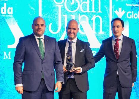 Eurocaja Rural entrega el 'Premio Joven Empresario' en los 'XXII Premios Empresariales San Juan' de FEDA