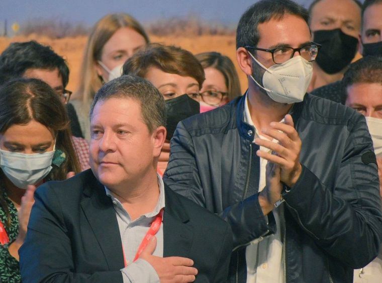 La nueva Ejecutiva de Page en el PSOE Castilla-La Mancha crea áreas de Cumplimiento Electoral, Caza y Pesca y Cultura y Tradiciones