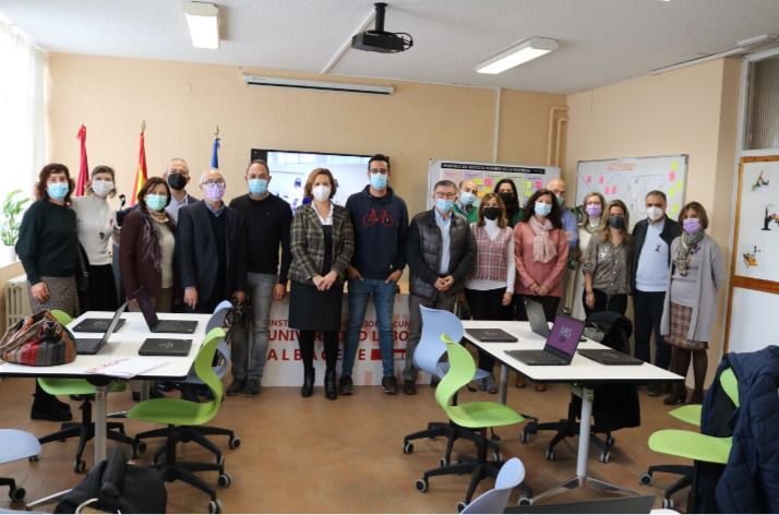 El IES “Universidad Laboral” de Albacete inaugura su Aula Profesional de Emprendimiento (APE)