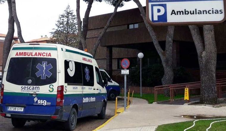 Sucesos.- Muere el conductor de una ambulancia tras la salida de la vía del vehículo y su posterior vuelco en Socovos