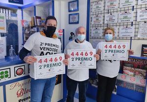 El segundo premio de 'El Niño' reparte 150.000 euros en la Administración número 13 de Albacete: "Teníamos esperanza"
