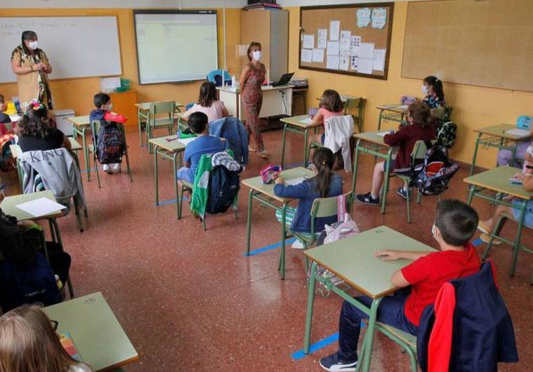 Volver a clase: cero relax, cuarentenas menos rígidas y miedo a las bajas