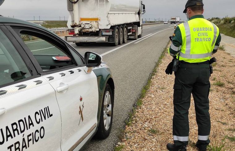 Sucesos.- Muere calcinado en su coche un joven de 23 años tras sufrir un accidente de tráfico