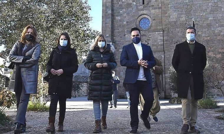 Carmen Picazo: 'Page es el típico 'bienqueda', les hace la pelota a los ganaderos pero luego protege a Garzón'