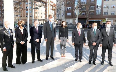 El alcalde invita a Felipe VI al III Encuentro Mundial de Capitales de la Cuchillería ‘Meeting 2022’