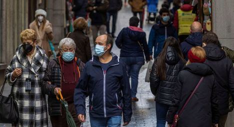 La mascarilla en exteriores dejará de ser obligatoria en España el jueves
