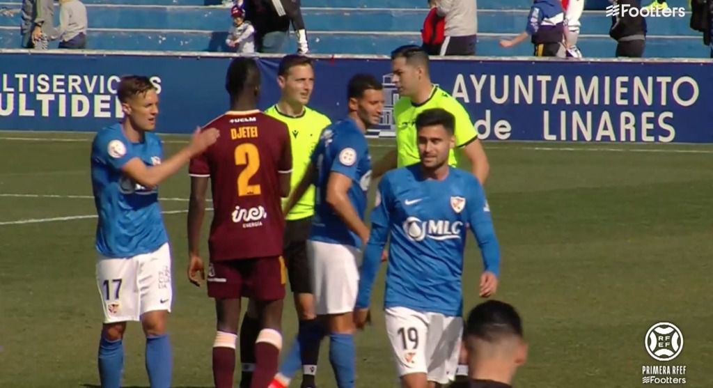 0-0.- El larguero y la mala suerte impiden la victoria del Albacete en Linares