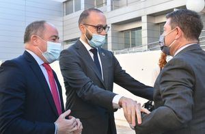 El vicepresidente de la Diputación subraya la apuesta del Gobierno regional por reforzar los recursos de la Sanidad pública en la provincia de Albacete