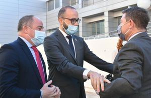 El vicepresidente de la Diputación subraya la apuesta del Gobierno regional por reforzar los recursos de la Sanidad pública en la provincia de Albacete