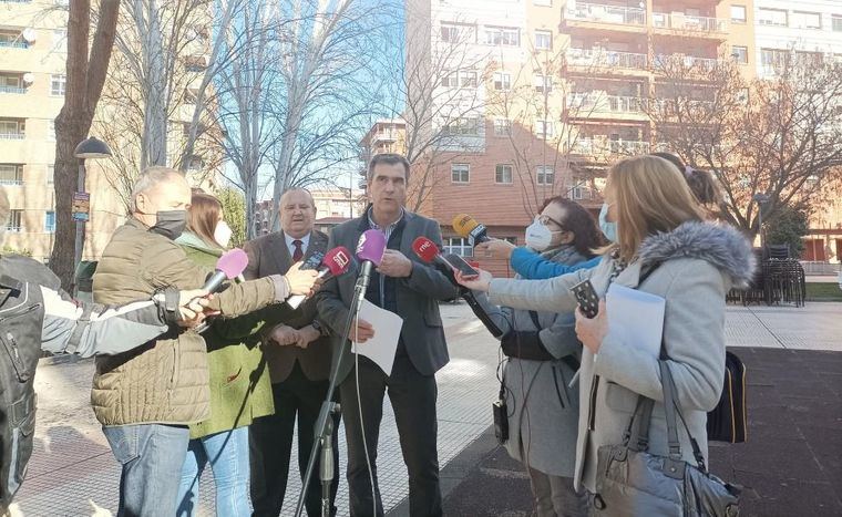 Varios dirigentes de PP C-LM se posicionan con Pablo Casado en la guerra con Ayuso mientras la cúpula guarda silencio