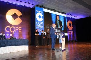 El Gobierno regional reconoce la labor fundamental de los profesionales de la información durante la VI edición de los Premios “Albacete en Positivo”, organizados por la cadena COPE