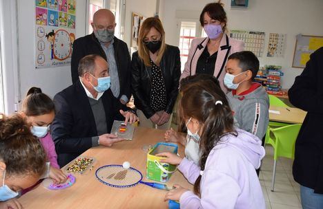 El alcalde valora que el programa ‘Corresponsables’ atiende diariamente a 150 menores, facilitando la conciliación a 110 familias albacetenses