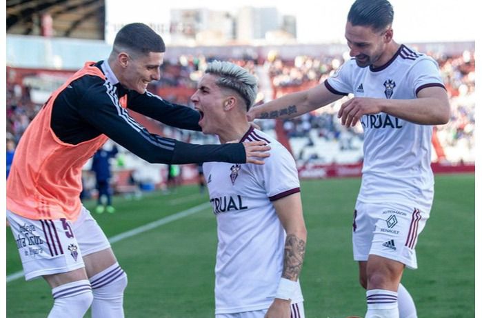 3-0.- El Albacete suma los tres puntos en el Carlos Belmonte tras derrotar al Linense