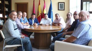 Los taxistas de Albacete se reúnen con el Alcalde para mejorar la calidad del servicio