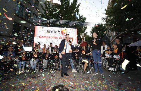 El alcalde ha felicitado esta tarde en nombre de toda la Corporación Municipal y de la ciudad al BSR Amiab tras proclamarse campeón europeo 