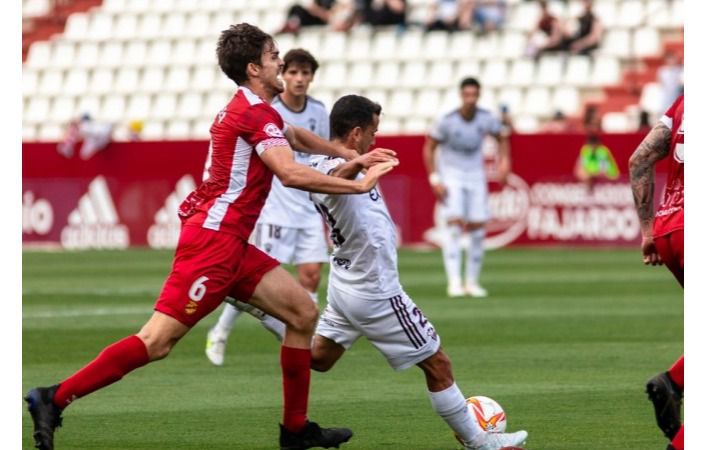 El alcalde invita a la afición del Alba a seguir el encuentro contra el Rayo Majadahonda en la pantalla gigante que instalará hoy el Ayuntamiento en el ‘pincho’ de la Feria