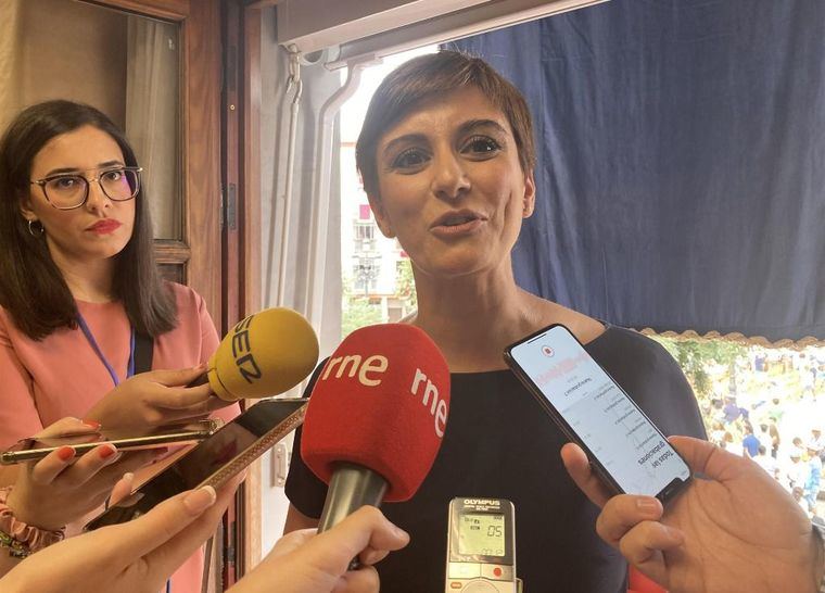 Isabel Rodríguez comparte con Toledo su Corpus, una 'explosión de alegría', tras años con restricciones por el Covid