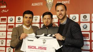Javier Acuña, el nuevo delantero del Albacete, dice que le “encanta el fútbol español”