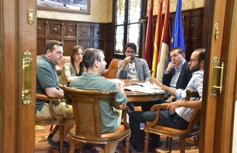 La Diputación y AJE Albacete perfilan estrategias de colaboración para impulsar el papel de la juventud en el desarrollo del medio rural provincial