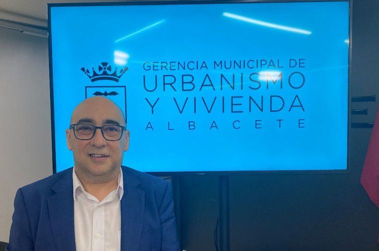 La Gerencia de Urbanismo refunde en un texto las normas, interpretaciones y modificaciones del Plan General de Ordenación Urbana (PGOU) de 1999