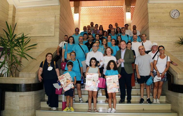 En el Ayuntamiento de Albacete, recepción XI Festival Nacional de Folklore