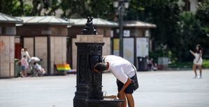 Altas temperaturas, tormentas, lluvias y viento ponen este sábado en riesgo a 33 provincias