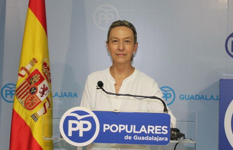 El PP carga contra el 'cinismo' de Page y le recuerda que fue 'pionero' en pactar con Podemos