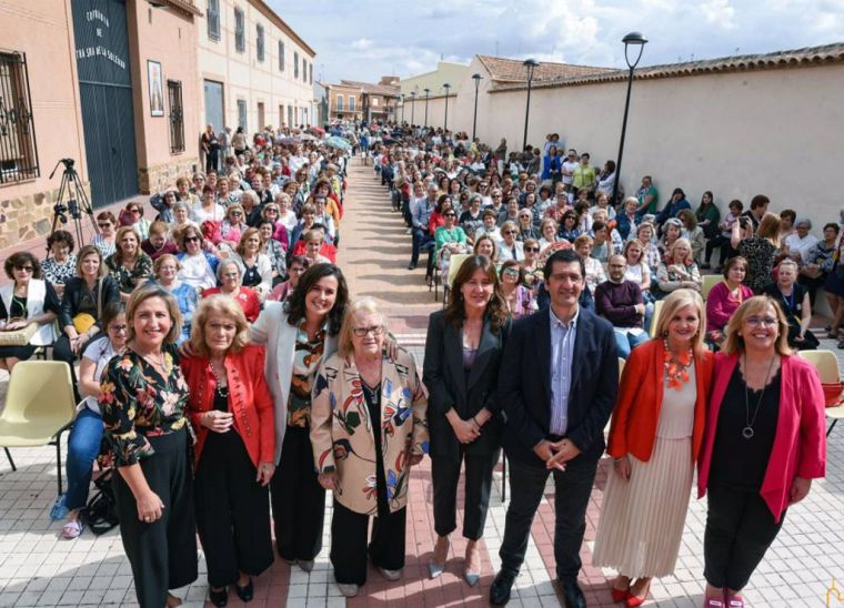 Consejera de Igualdad: 'Las amas de casa son las mujeres que no cobran por su trabajo, pero que no paran de trabajar'