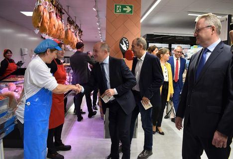 Superalba abre nuevo supermercado en la calle Carmen de Albacete, que contará con una plantilla de 25 personas