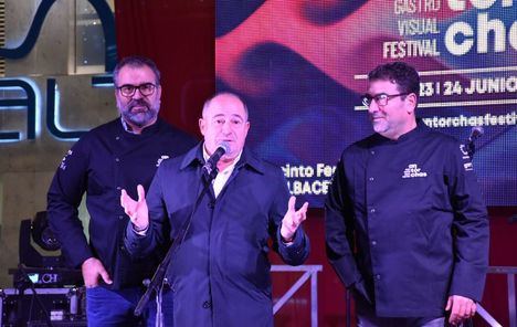 El alcalde de Albacete invita a los albacetenses a “regalar” esta Navidad el ‘Festival Antorchas #2’