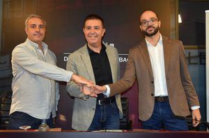 PSOE y UP-IU firman el acuerdo para el presupuesto de la Diputación de Albacete, con una cuantía de 147 millones
