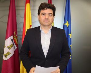 Francisco Navarro afirma que el Protocolo para el desarrollo de la Plataforma Logística es “una cortina de humo con claros fines electoralistas” porque “con el señor Sáez todo es mentira”