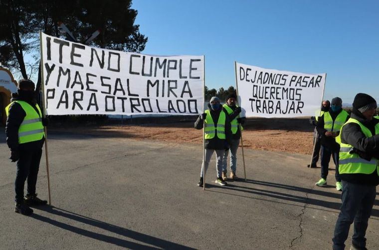 Los trabajadores afectados por el incumplimiento de la empresa ITE solicitan una solución urgente a Maestranza Aérea de Albacete