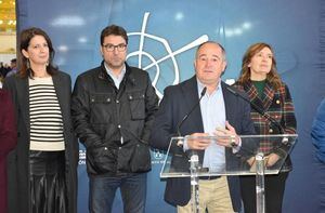 El alcalde destaca el aumento de expositores en la Feria de Hogar, Liquidación y Stock de Albacete