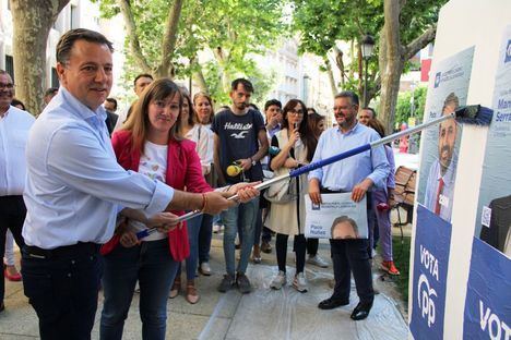 Serrano (PP) promete bajar impuestos y tasas en Albacete: 