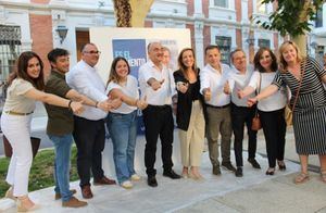 Carmen Navarro y Valentín Bueno, los candidatos del PP, arrancan la campaña electoral en Albacete, apelando al voto masivo de los albaceteños para Núñez-Feijóo