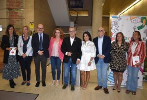 La Diputación de Albacete arropa a AFANION en la presentación del libro solidario ‘Tus alas serán mis alas’, en el que Carmen Balibrea homenajea a su hijo, Pedri